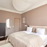 220sqm Designer - Center - Private Balcony Apartmán