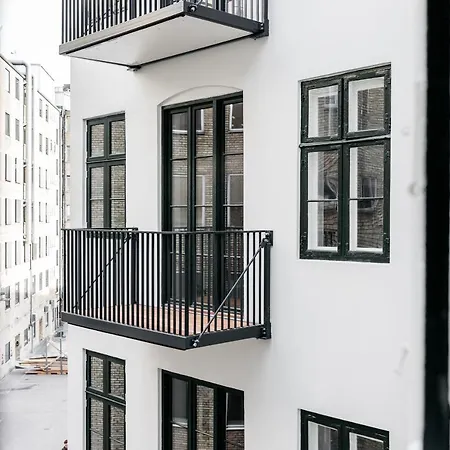 Apartment 220sqm Designer - Center - Private Balcony *