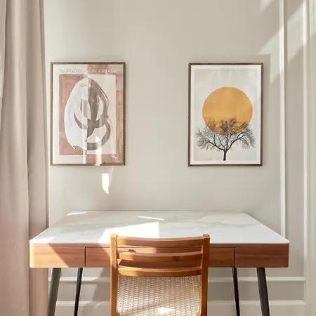 アパート 220sqm Designer - Center - Private Balcony