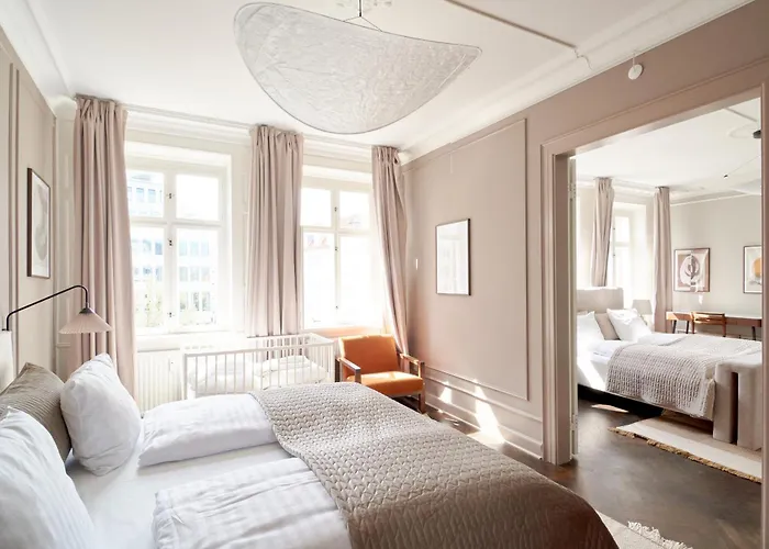 220sqm Designer - Center - Private Balcony Lejlighed *